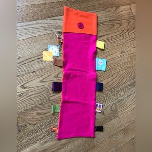 Snooze Baby teething or burp cloth NWT